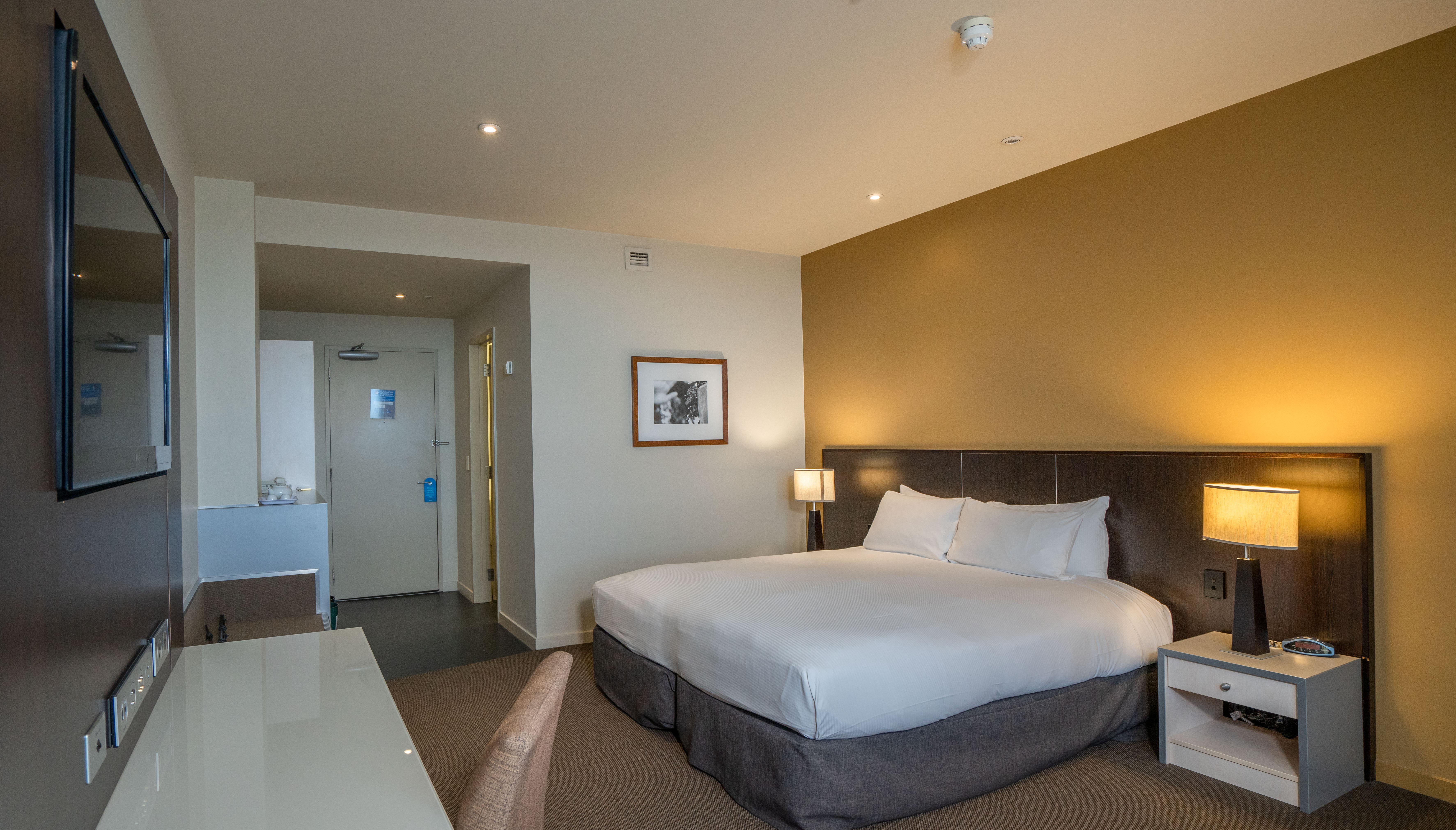 Scenic Hotel Dunedin City Екстер'єр фото